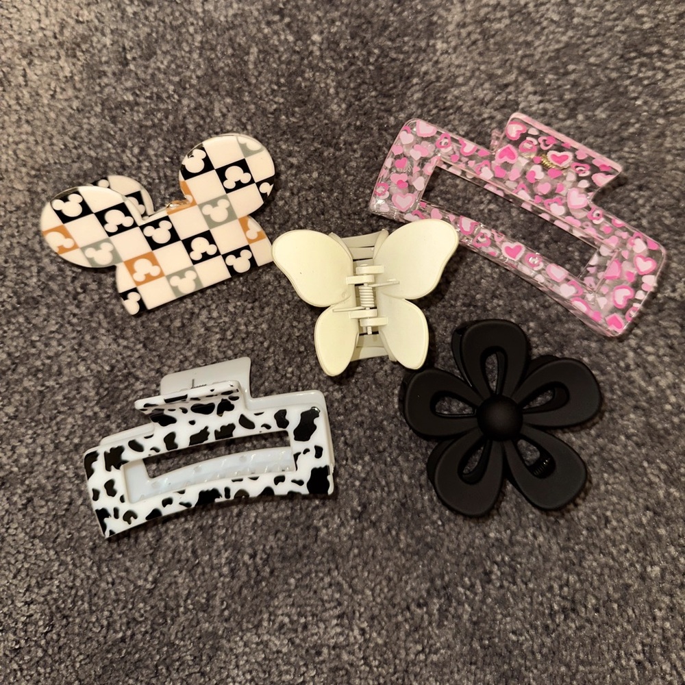 Clips